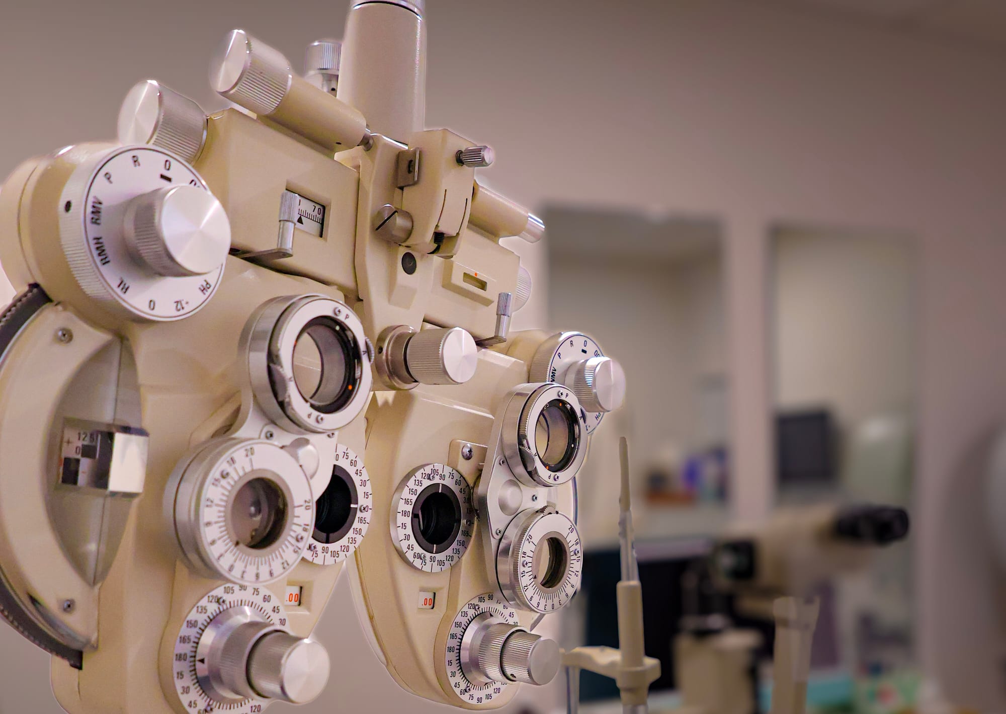 Phoropter in the exam room at Boardwalk Eye Care in Cambridge, Ontario